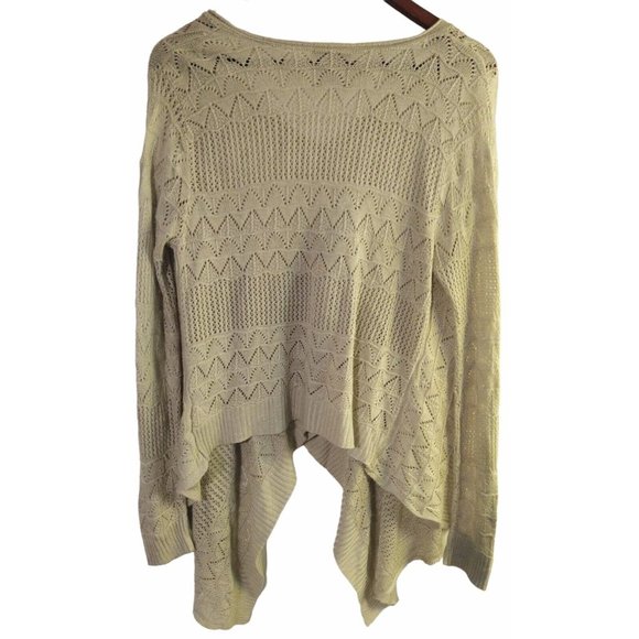 Romeo & Juliet Couture Open-Knit Shawl Sweater Oversized Beige Tan Women's Med - Picture 4 of 9